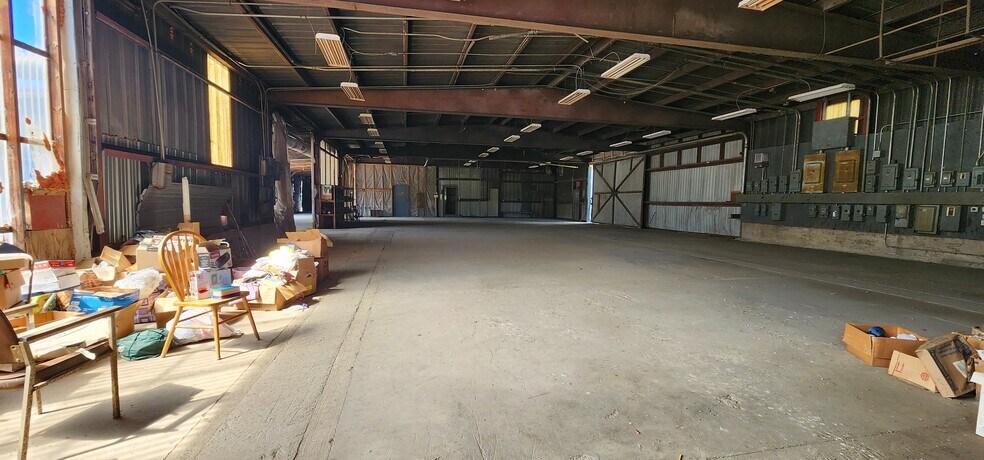 More Photos Of 3886 PA-92 N, Nicholson Warehouse For Lease