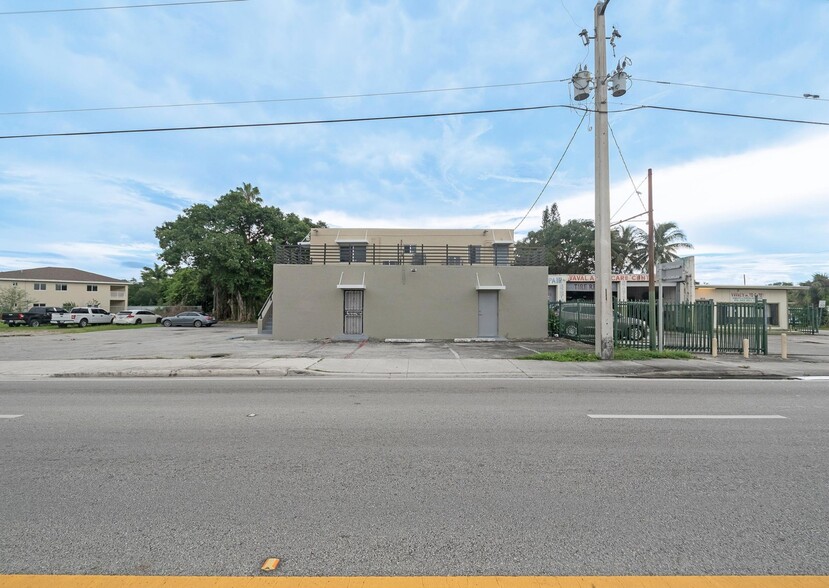 More Photos Of 11911 W Dixie Hwy, Miami Lodge Meeting Hall For Sale