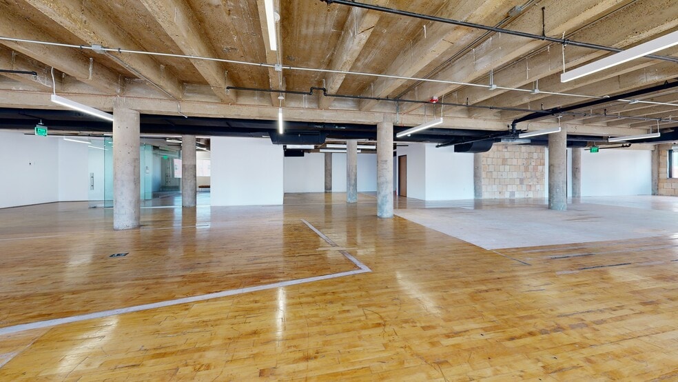 More Photos Of 1801 N Lamar St, Dallas Loft Creative Space For Lease