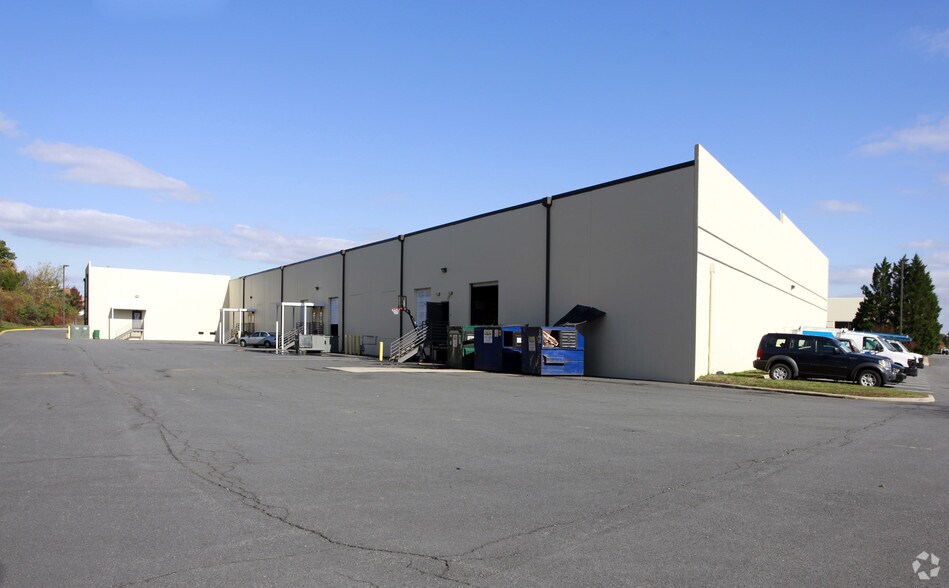 More Photos Of 7301 Gateway Ct, Manassas Unknown For Lease