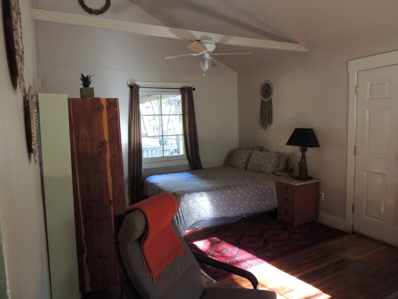 More Photos Of 15960 Bottle Rock Rd, Cobb Hotel For Sale