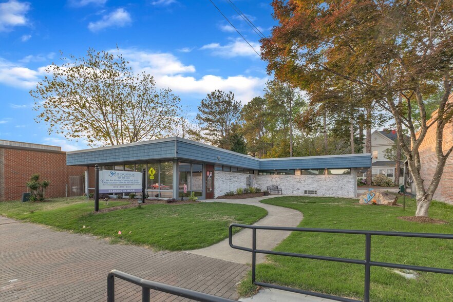 More Photos Of 141 E Main St, Youngsville Medical For Sale