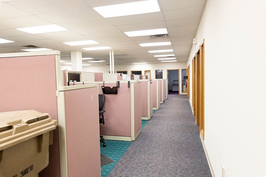 More Photos Of 4132 Elida Rd, Lima Medical For Sale