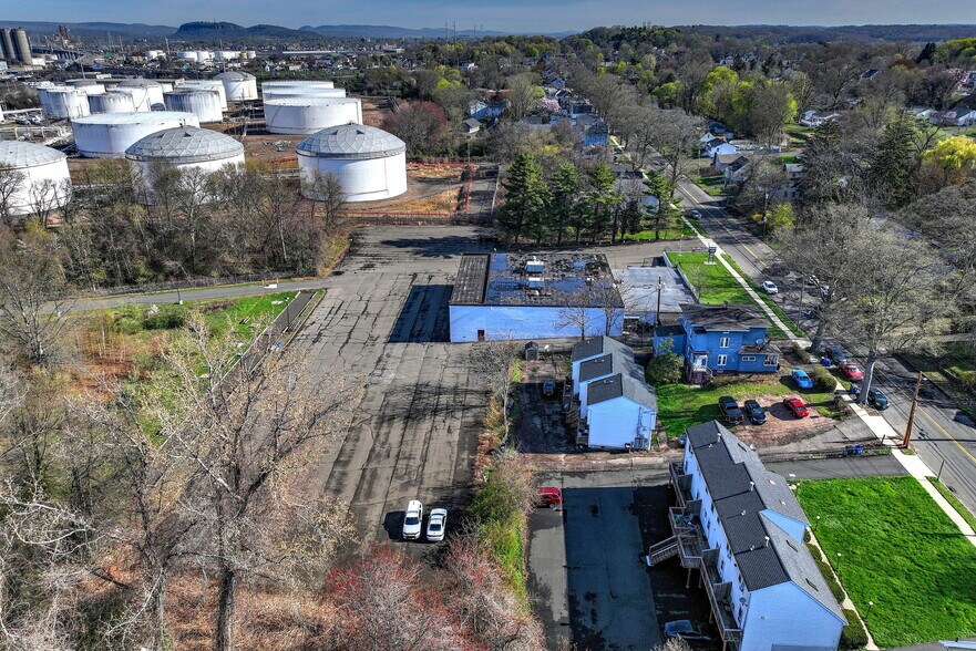 More Photos Of 560 Woodward Ave, New Haven Flex For Sale