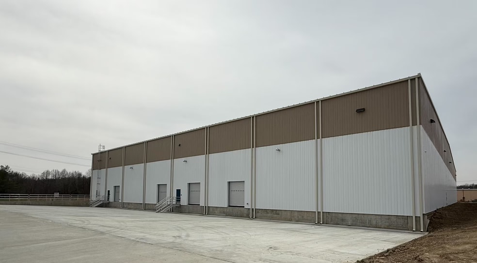 More Photos Of 5885 Industrial Dr., Athens Manufacturing For Lease