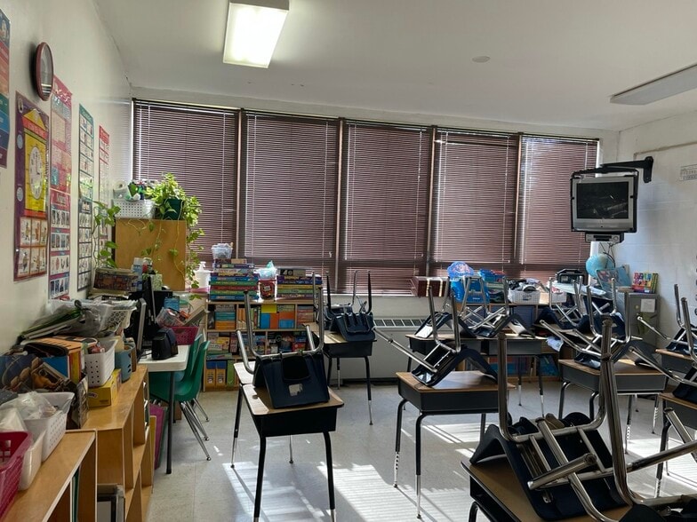 More Photos Of 7400 Olive Blvd, University City Specialty For Sale