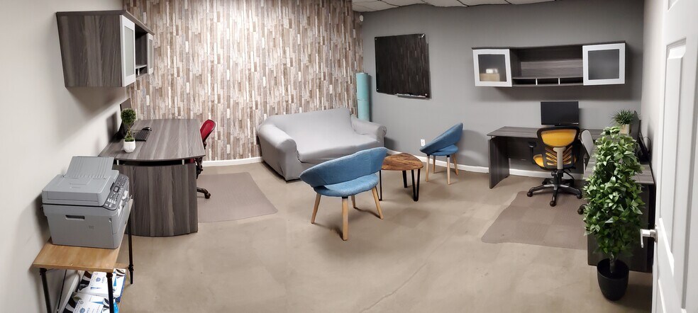 More Photos Of 3007-3023 S West Temple, Salt Lake City Light Manufacturing For Sale