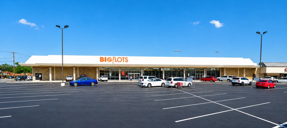 Primary Photo Of 4400 S Broadway Ave, Tyler Storefront For Lease