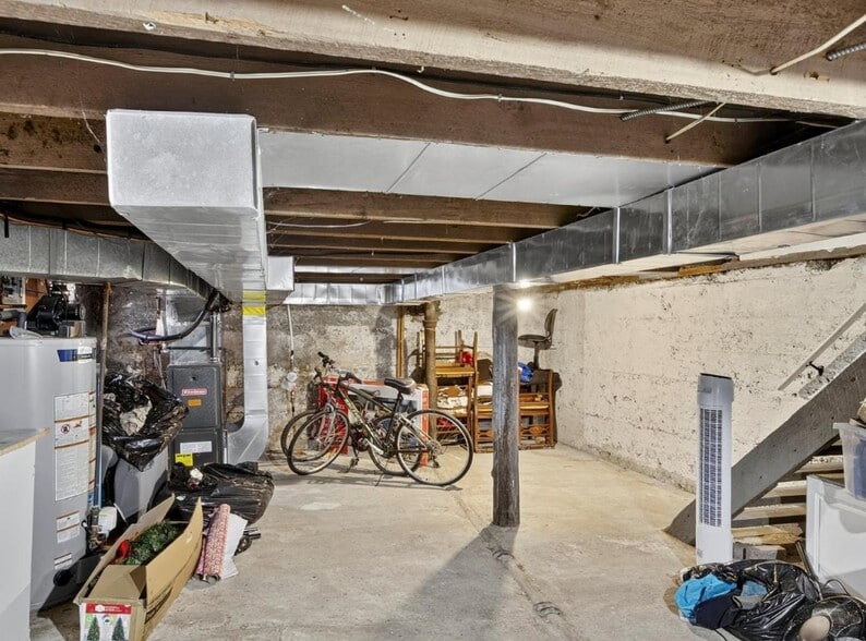 More Photos Of 271 Thomas St, Peterborough Apartments For Sale