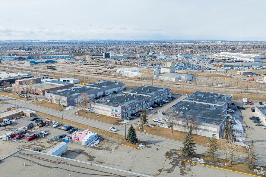 More Photos Of 7003 30th St SE, Calgary Warehouse For Sale