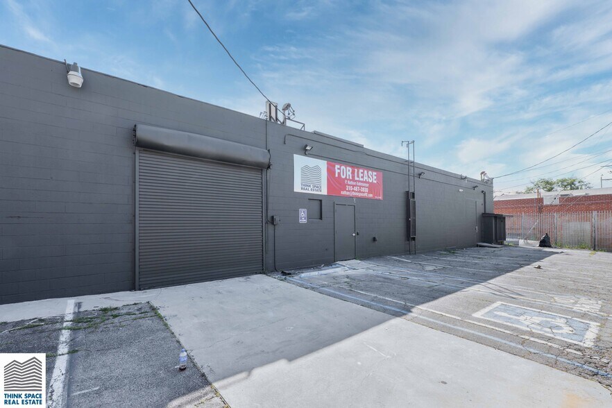 More Photos Of 913-915 N Highland Ave, Los Angeles Showroom For Sale