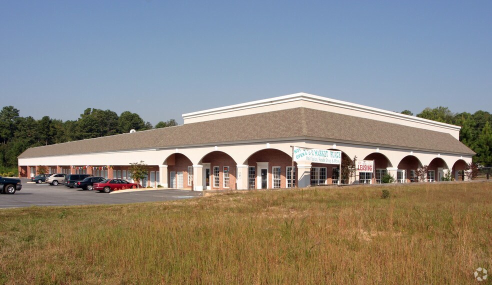 More Photos Of 737 Veterans Pky, Jonesboro Light Distribution For Lease