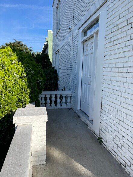 More Photos Of 5 Barney Cir SE, Washington Medical For Lease