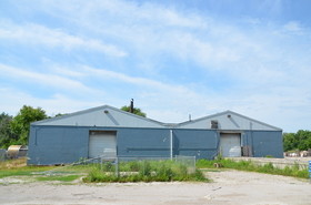 Primary Photo Of 190 SE 34th St, Des Moines Warehouse For Sale