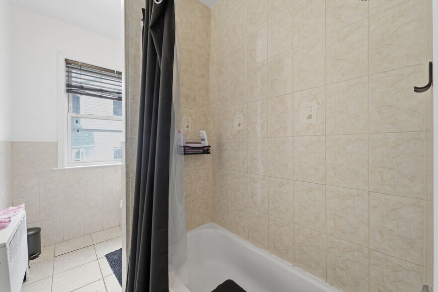 More Photos Of 35 Moonachie Rd, Moonachie Storefront Retail Residential For Sale
