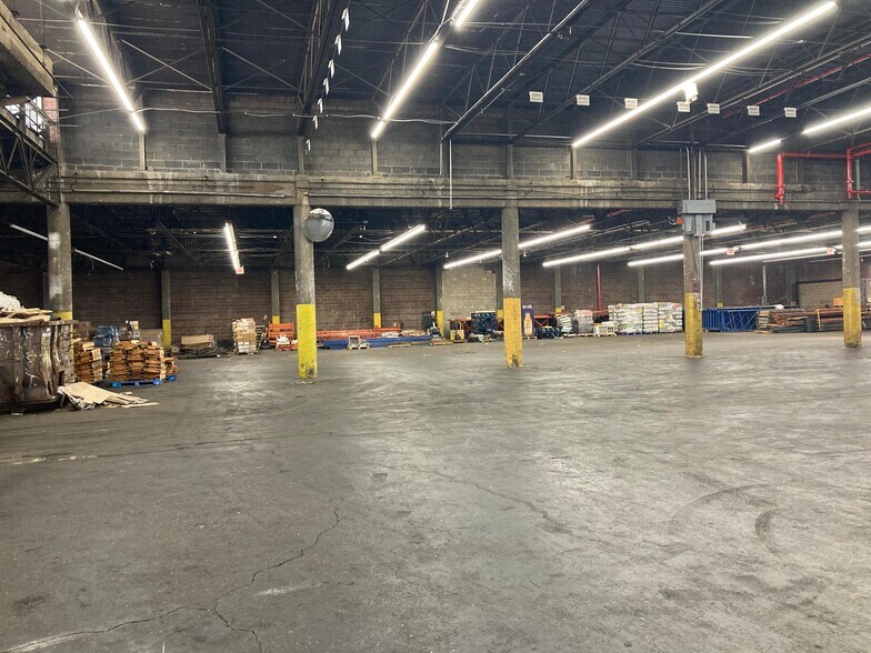 More Photos Of 1900 Linden Blvd, Brooklyn Warehouse For Lease
