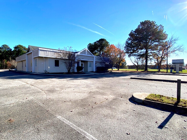 More Photos Of 1100 Indian Lakes Blvd, Virginia Beach Religious Facility For Sale
