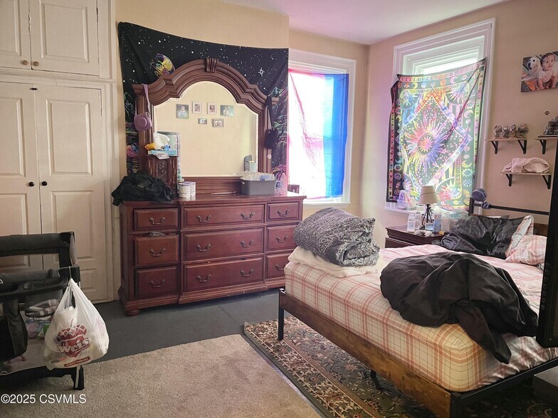 More Photos Of 427 Chestnut St, Mifflinburg Apartments For Sale