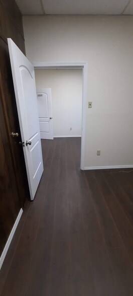 More Photos Of 55 Carleton Ave, East Islip Medical For Sale