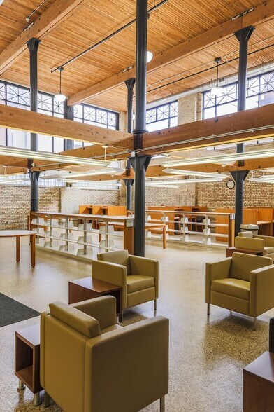 More Photos Of 111 Commerce Ave SW, Grand Rapids Schools For Sale