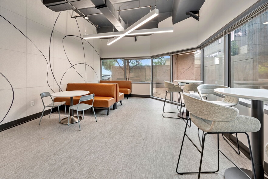 More Photos Of 8000 IH-10 W, San Antonio Unknown For Lease