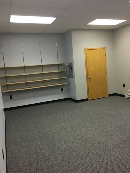 More Photos Of 141 N Main St, Dousman Storefront Retail Residential For Lease