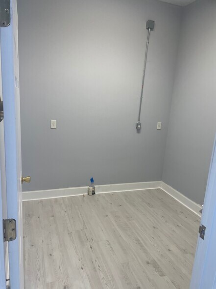 More Photos Of 12420 San Jose Blvd, Jacksonville Medical For Lease