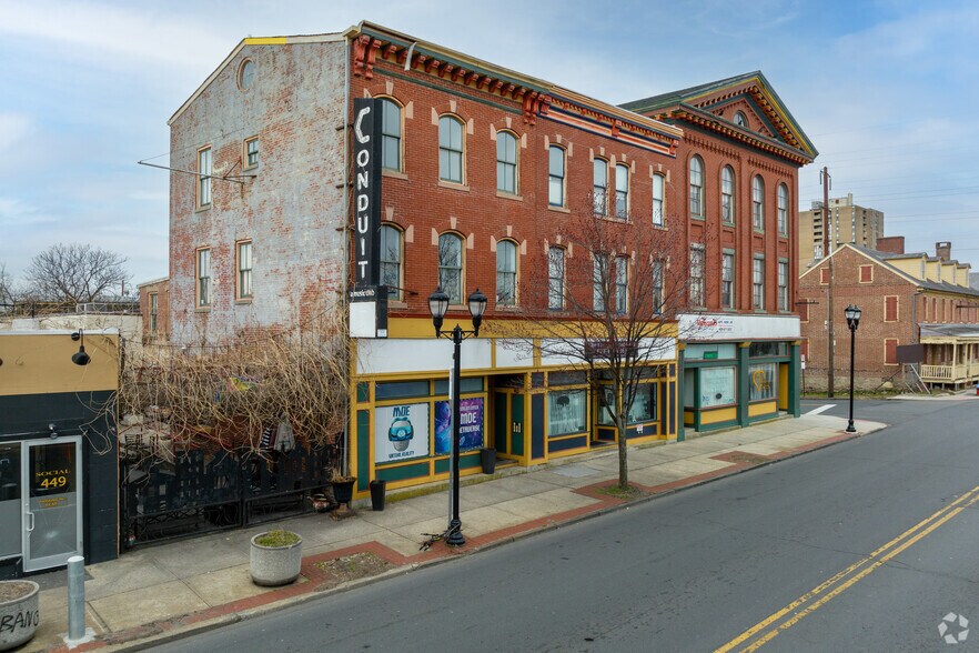 More Photos Of 439-451 S Broad St, Trenton Office For Lease
