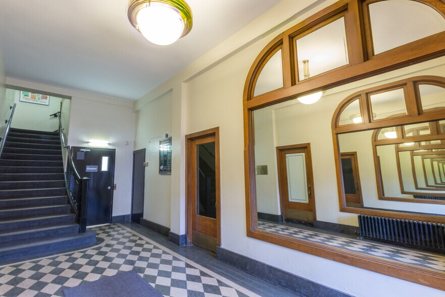 More Photos Of 226-240 N Euclid Ave, Saint Louis General Retail For Sale