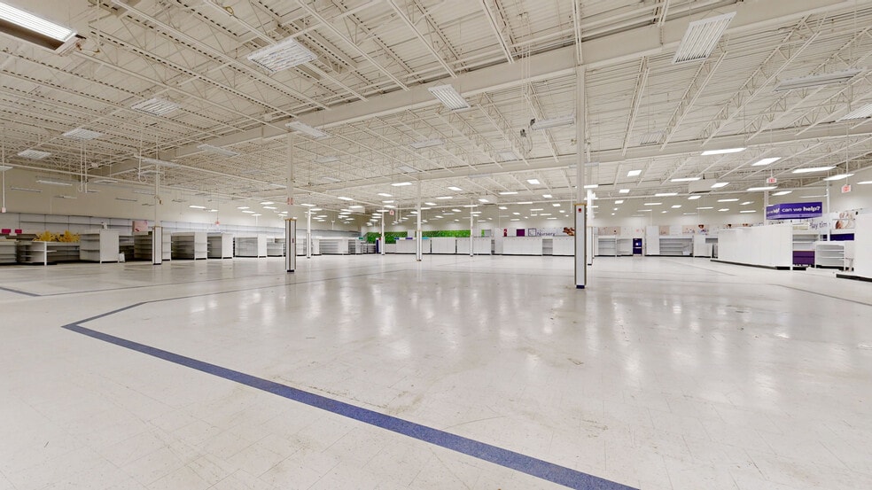 Primary Photo Of 3742 Innes Rd, Ottawa Unknown For Lease