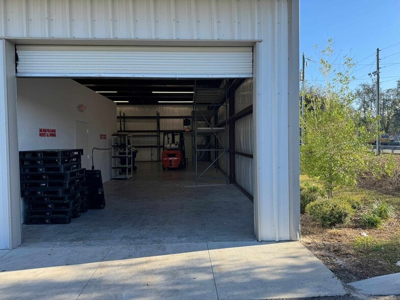 More Photos Of 35365 Condominium Blvd, Zephyrhills Warehouse For Sale