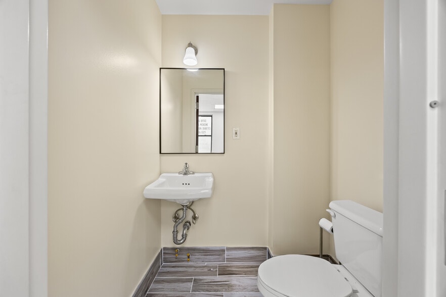 More Photos Of 148-09 Northern Blvd, Flushing Apartments For Lease