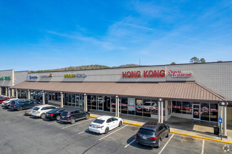 More Photos Of 101-289 Market Place Blvd, Cartersville Storefront For Lease