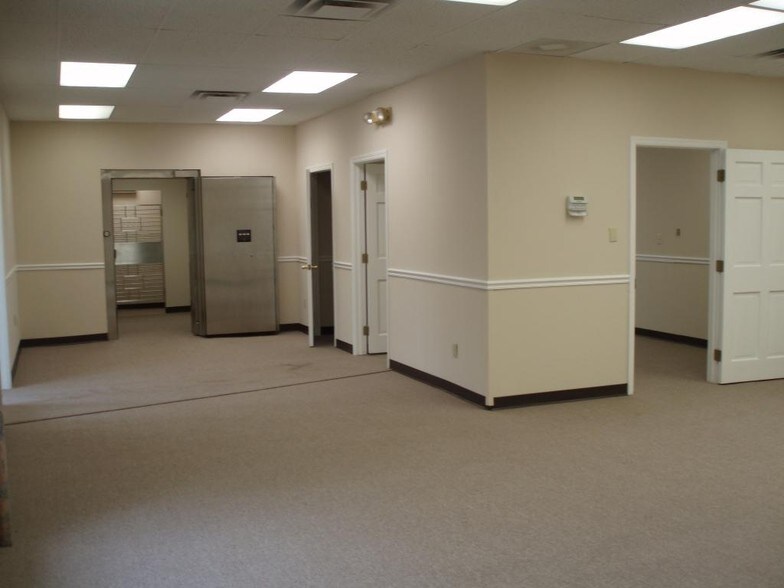 More Photos Of 445 Route 23, Sussex Unknown For Lease