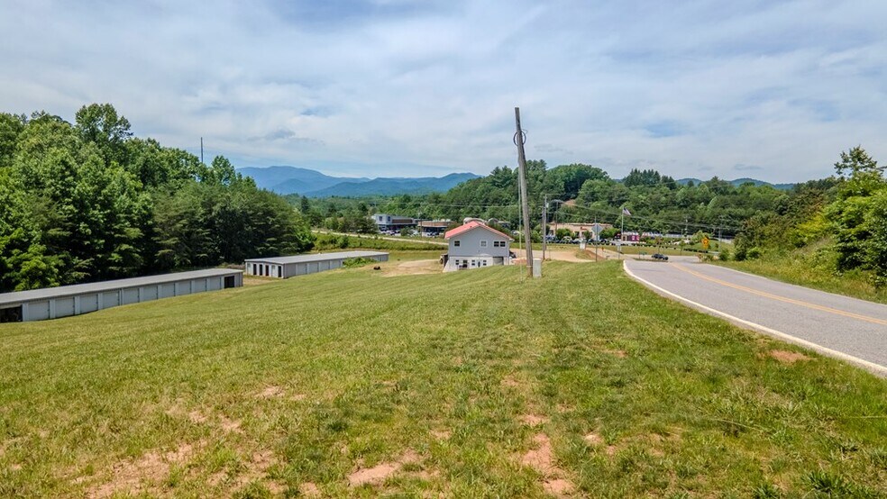 More Photos Of 503 Dowdle Mountain Rd, Franklin Land For Sale