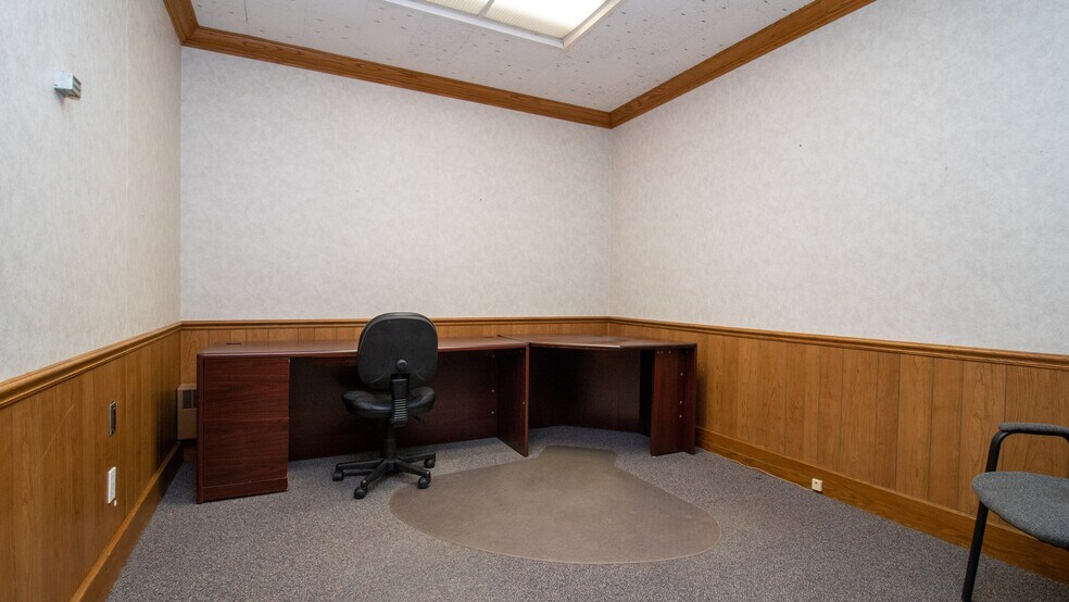 More Photos Of 214 2nd St, Brokaw Loft Creative Space For Sale