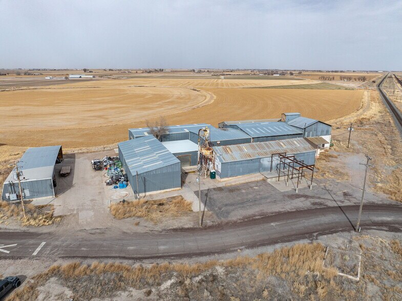 More Photos Of 2730 W 4100 S, Oasis Distribution For Sale