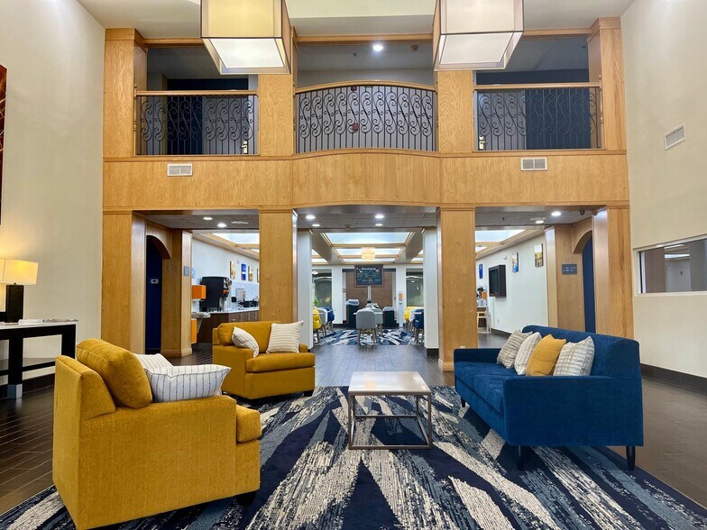 More Photos Of 2621 N Columbia St, Milledgeville Hotel For Sale