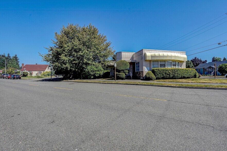 More Photos Of 920 N 1st St, Renton Medical For Lease