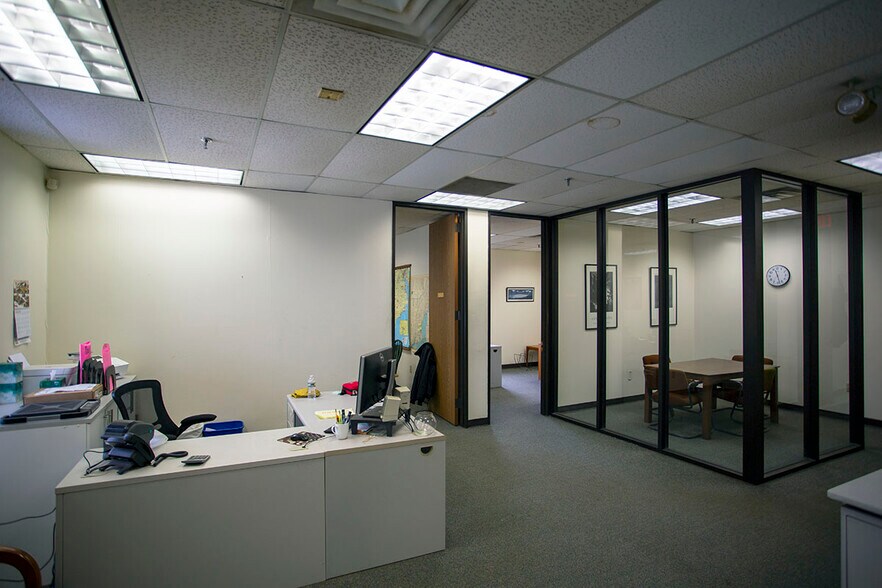 More Photos Of 10-16 Craig Rd, Acton Light Manufacturing For Lease