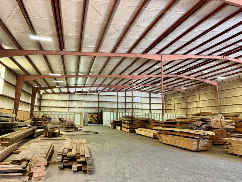 More Photos Of 500 Industrial Park dr, Brewton Warehouse For Sale