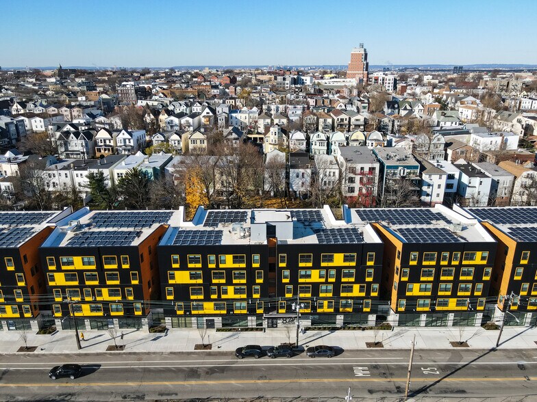 More Photos Of 829 Garfield Ave, Jersey City Apartments For Lease