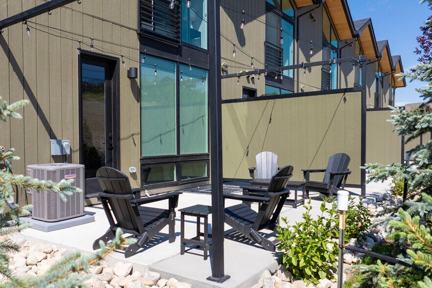 More Photos Of 56-64 Wheeler Rd, Winter Park Apartments For Sale
