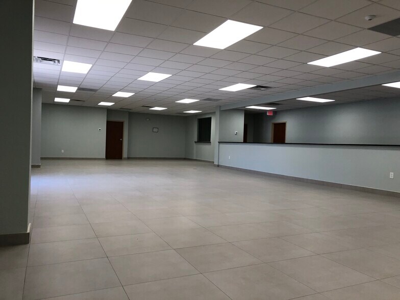 More Photos Of 851 Douglas Ave, Altamonte Springs Medical For Lease