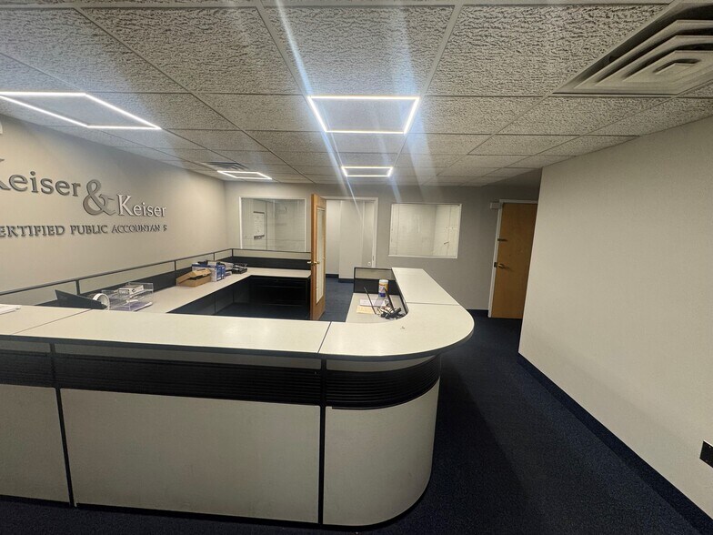 More Photos Of 5 Allegheny Ave, Towson Unknown For Lease