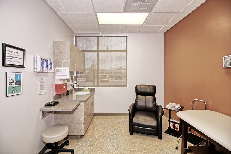 More Photos Of 201 W Park Dr, Grand Junction Medical For Lease