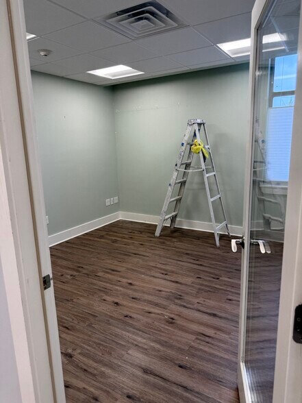 More Photos Of 10 Julia Ln, Cold Spring Loft Creative Space For Lease