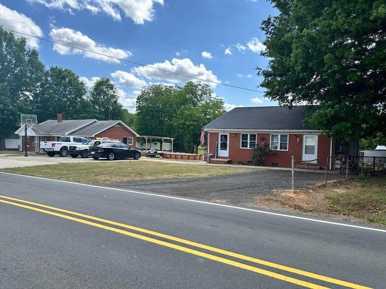 More Photos Of 113 Meadow Creek Church Rd, Locust Multifamily For Sale
