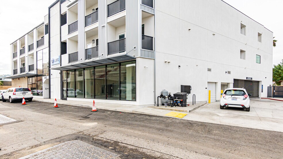 More Photos Of 2923-2927 N Allesandro St, Los Angeles Apartments For Lease