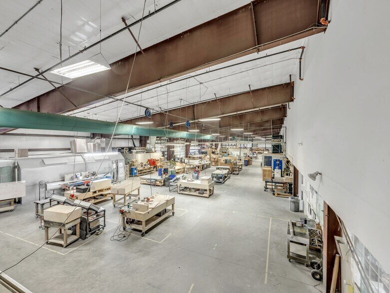 More Photos Of 39 Nott Hwy, Ashford Storefront For Sale